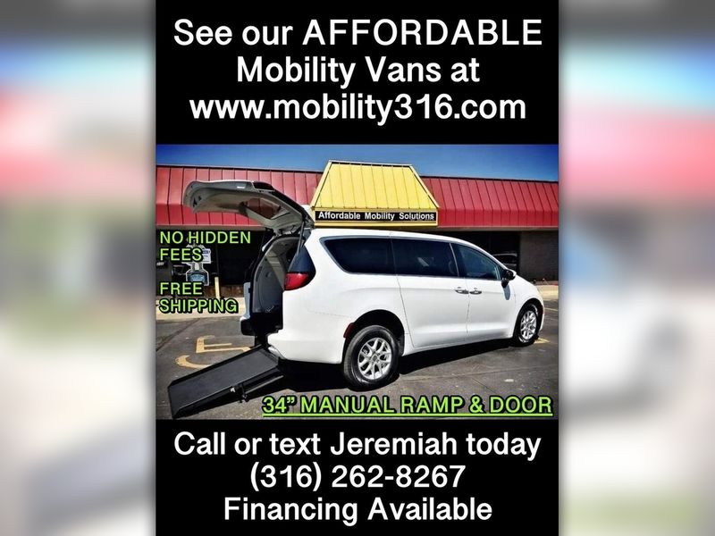Used 2024 Chrysler Pacifica