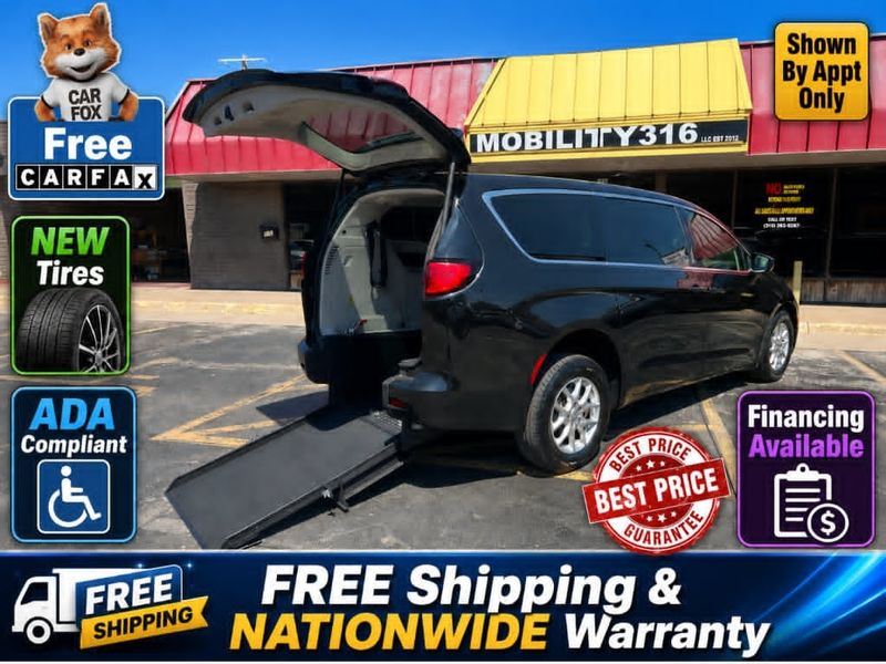 2022 Chrysler Voyager