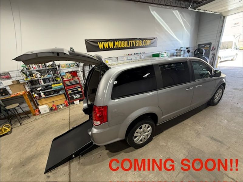 Used 2018 Dodge Caravan