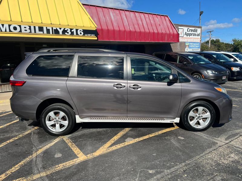 Used 2018 Toyota Sienna
